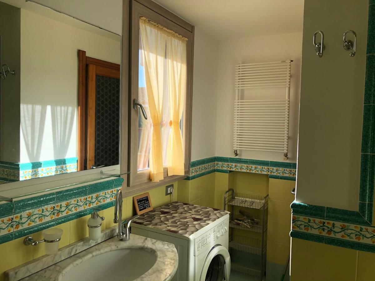 Attico Mansardato Affacciato Sul Cuore Di Brescia Exterior foto